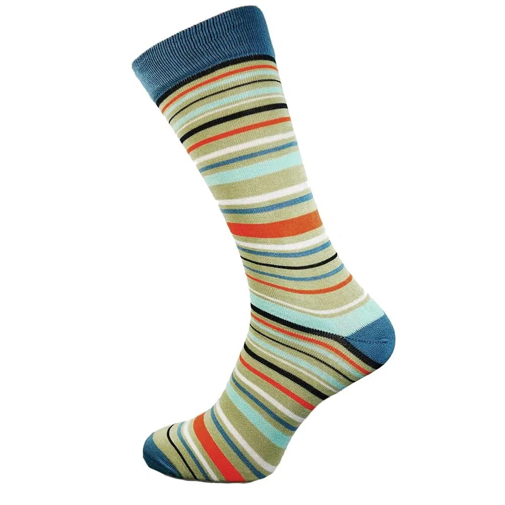 Socks With Minimalist Lines And Color Aesthetics